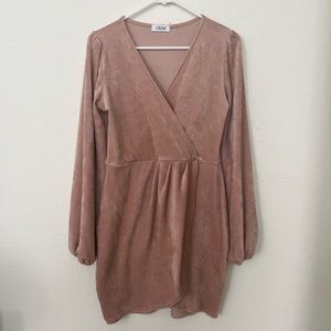 Pink lilyful mini dress. Size large
